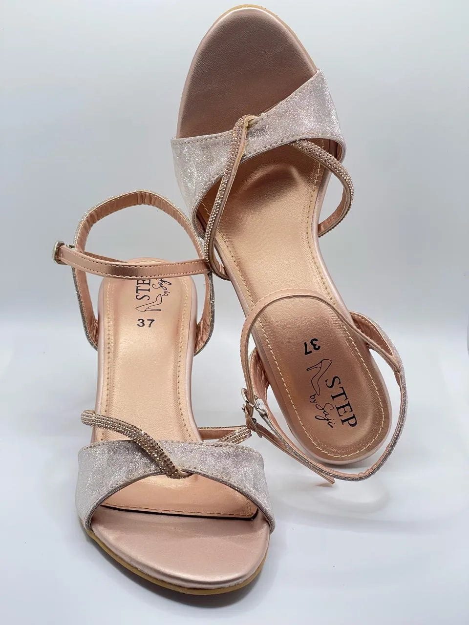 Chunky Mid-Height Block Heel