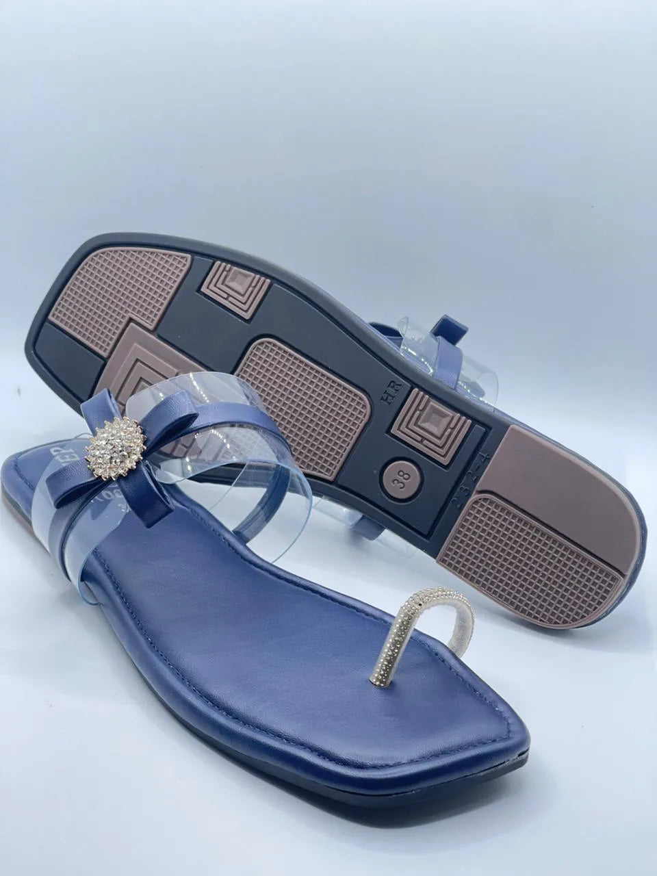 Flat Sandal / Slipper with Toe Loop