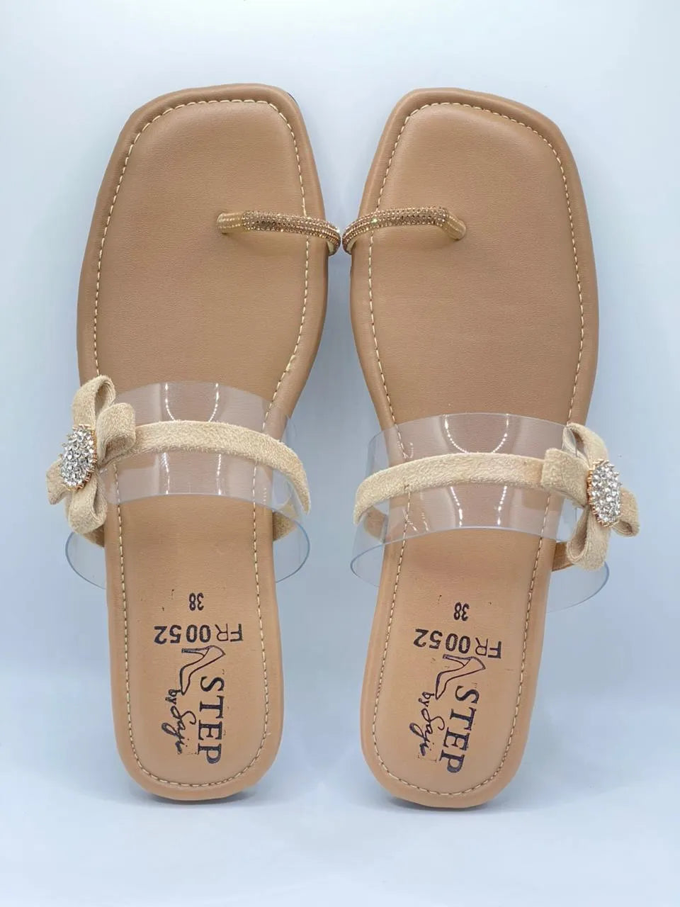 Flat Sandal / Slipper with Toe Loop