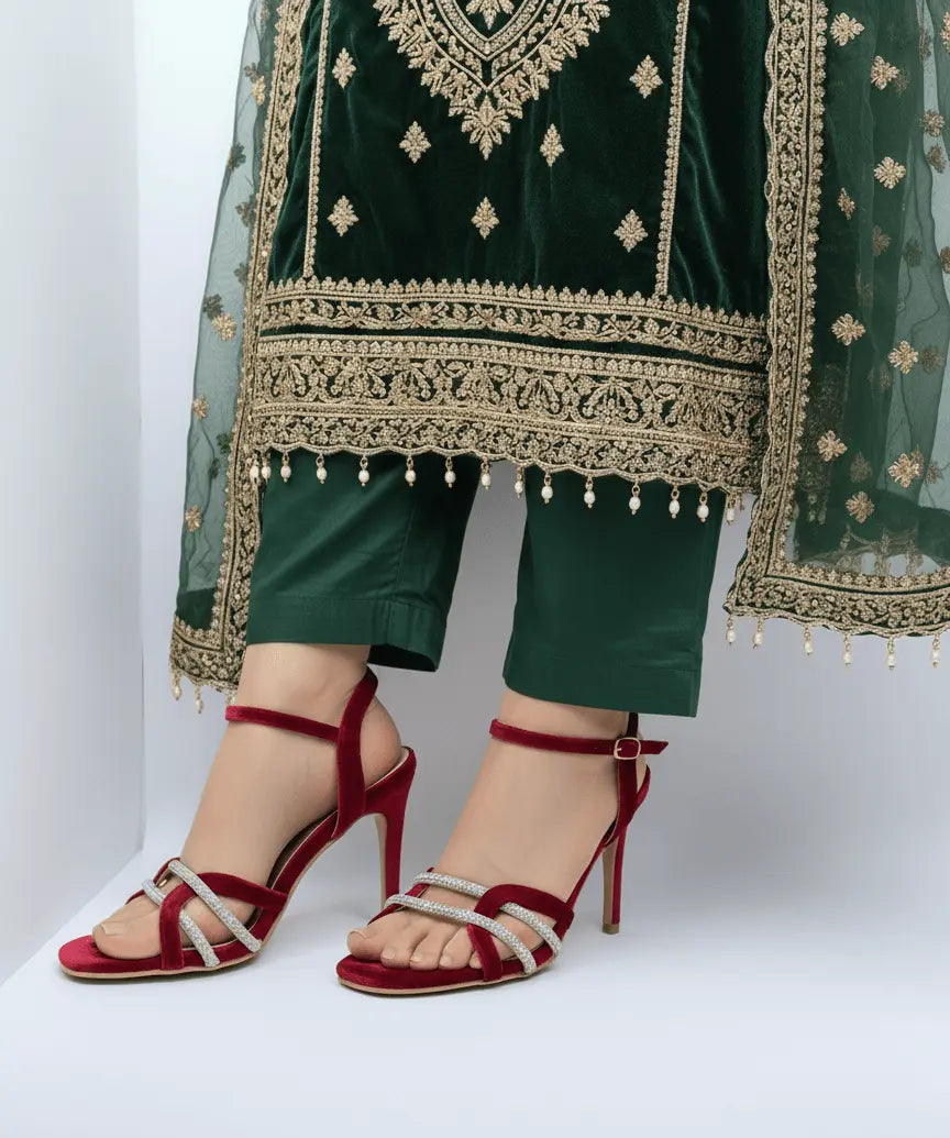 FANCY HEELS