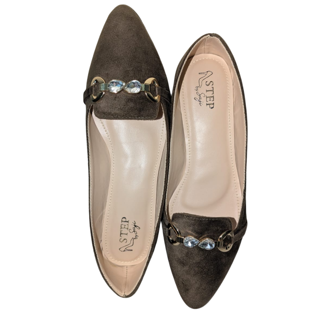 Stylish Velvet Pumps