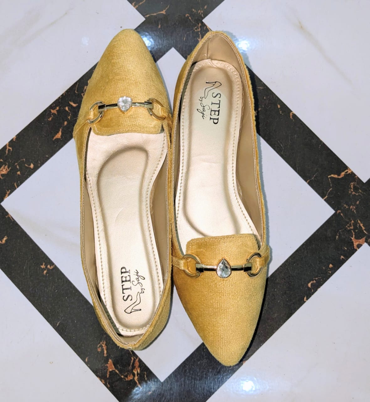 Stylish Velvet Pumps